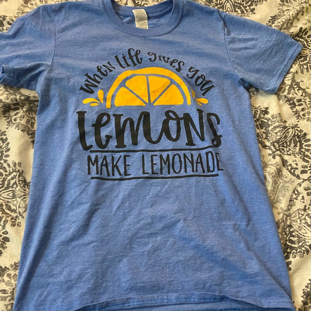 Size small t shirt.